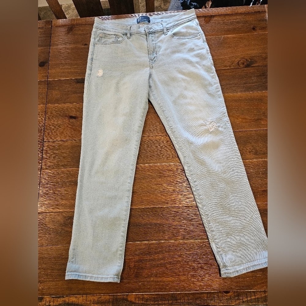 GAP WOMEN'S GIRLFRIEND MID-RISE LIGHT WASH DISTRESSED DENIM JEANS SIZE 29 - Picture 4 of 11